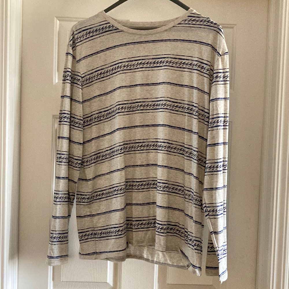 American Eagle Seriously Soft collection long sleeve two-toned